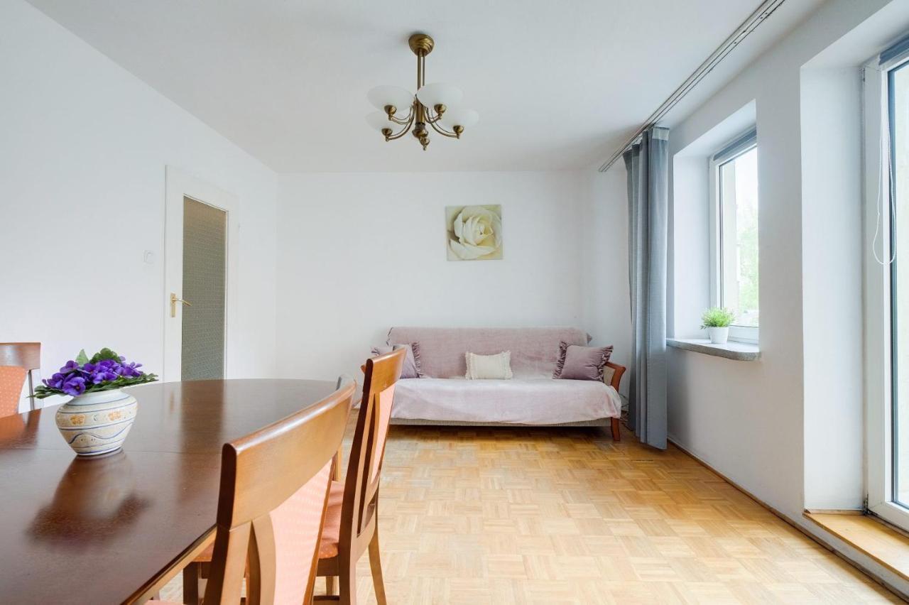 2 Bedroom Apartment In Green Location Warsaw Luaran gambar