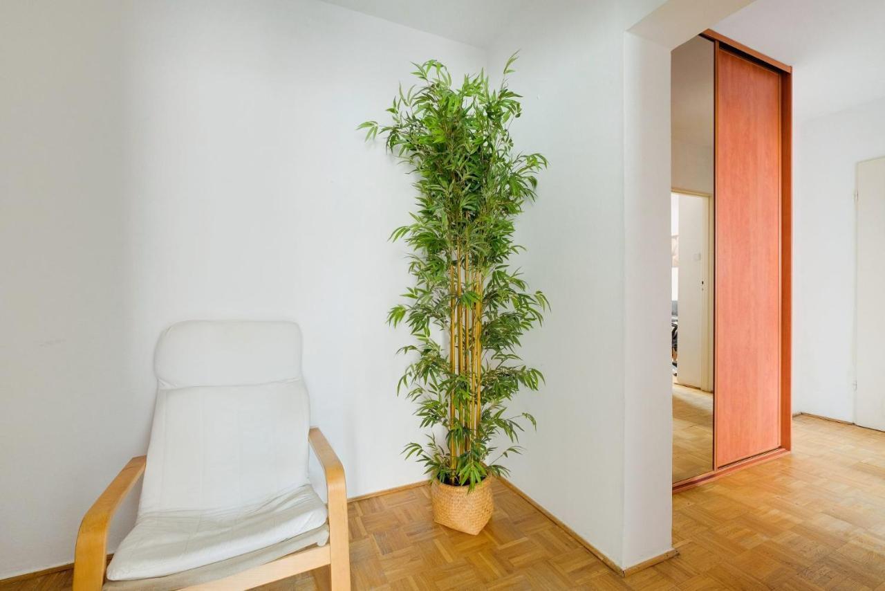 2 Bedroom Apartment In Green Location Warsaw Luaran gambar