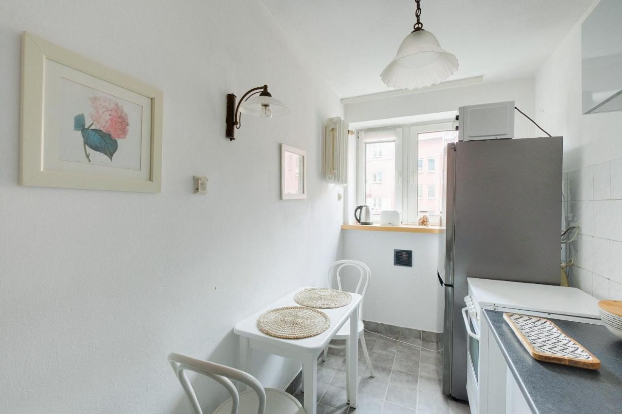 2 Bedroom Apartment In Green Location Warsaw Luaran gambar